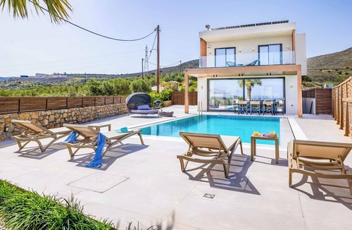 Gournai Villa | Kamelia Villa 1 - Four Bedroom Villa, Sleeps 7