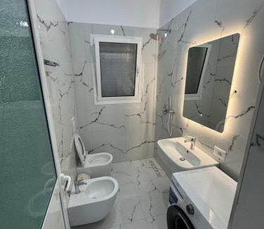 Qerek Apartment | Kameri apartments