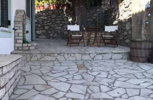 Neratzia Apartment | Kasimiotis studio
