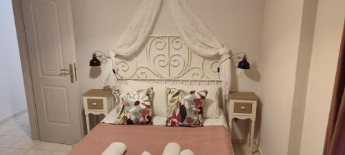 Merichas Apartment | Katerina Irida