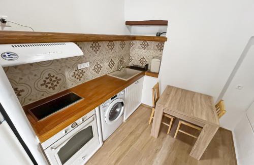 Old Town Naxos Apartment | Katharsis - 15th c Venetian Palace - Naxos Old Town I