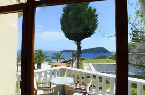 Koinira Hotel | Kinira Beach Hotel