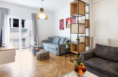 Athens City Centre Apartment | Kolonaki Square Executive Apartment
