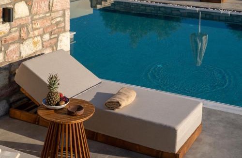Pylos-Nestoras House | Koroni Poolside Suites