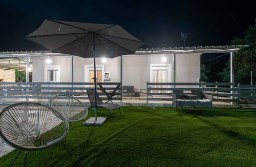Agia Marina House | Koukounaria House Holiday Home with Private Pool, Wi-Fi, and Air Conditioning