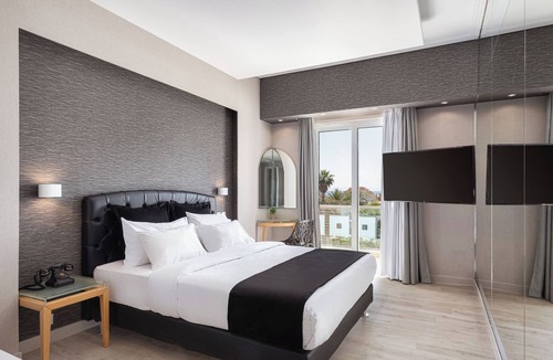 Glyfada Hotel | Kreoli Suites Glyfada