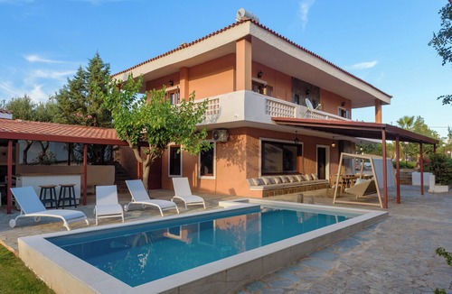 Palaia Fokaia House | Ktima EYzen