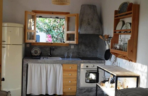 Stegna Cottage | Ktima Natura -Greek cottage in a quiete privet garden close to the beach.