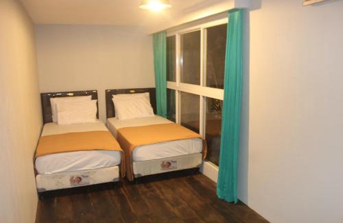 Uluwatu Hostel | Kubu Container