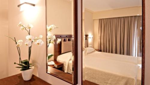 Enoria Hotel | Kymi Palace