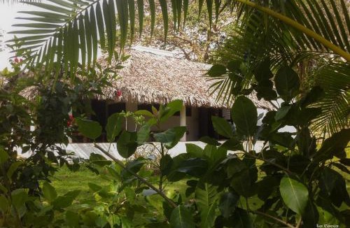 Las Galeras House | La Cueva Eco-Lodge