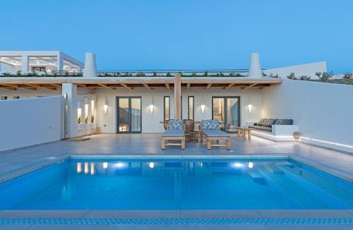 Naxos Apartment | La Grande Vue-Private hilltop villas with private pools