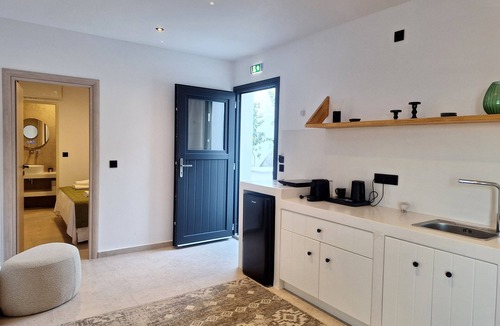 Naousa Apartment | La Maltese Boutique Paros