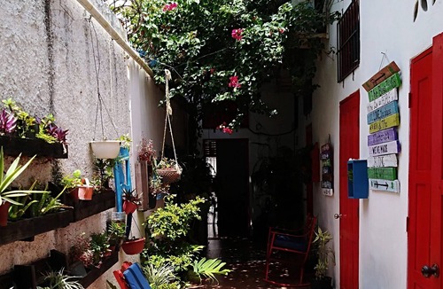 Ciudad Nueva House | La Puerta Roja Guest House