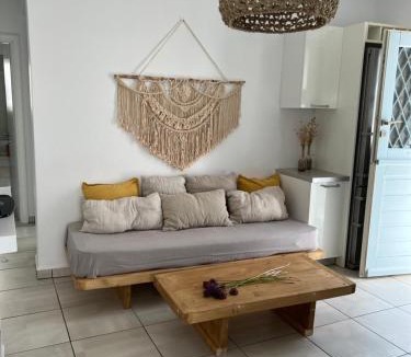 Antiparos Apartment | La scala