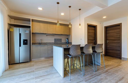 Portillo House | La Stuga del Mar your home in Portillo -Walk to Portillo Beach