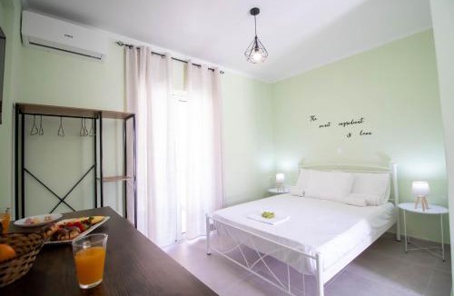 Kariotai Apartment | Ladina Comfort Studios