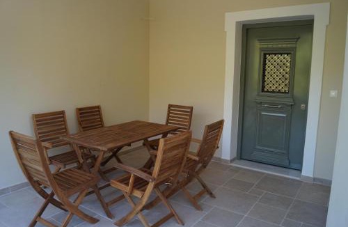 Drimonas Apartment | Lagkada Suites