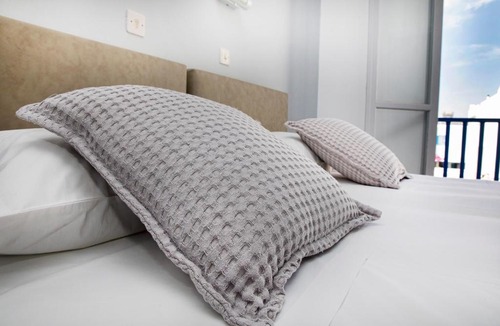 Parikia Hotel | LALOS Rooms