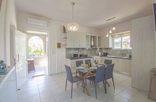 Sirili Apartment | Lampros house in the countryside