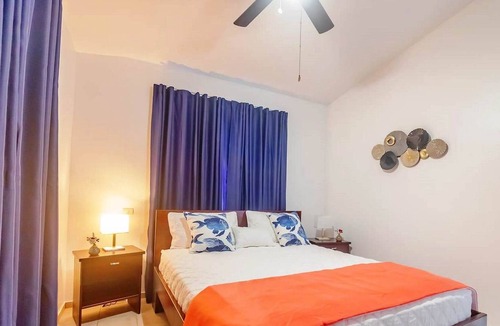 Urbanizacion Tavarez Villa | Large guest-friendly villa x 16 guests in Sosua, garden/pool, snooker, volley!