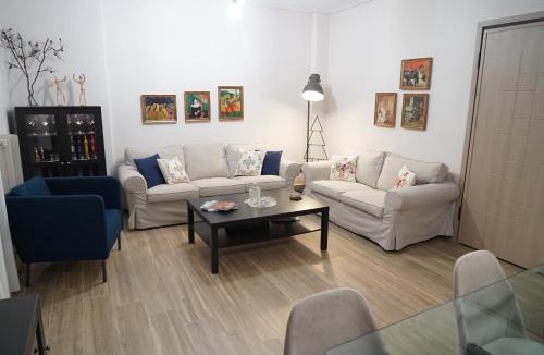 Larissa Apartment | Larissa Downtown Apartment With Parking