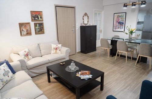 Larissa Apartment | Larissa Downtown Apartment With Parking