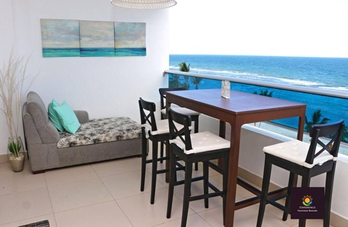 Caribbean Islands House | Las Olas by Experience
