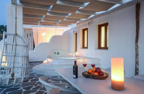 Glinado Villa | Lavish Naxos Villa | Villa Aegean Drift | 2 Bedrooms