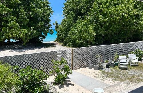 Rangiroa House | LE FARE BLEU Chambres d'hôtes climatisées en bord de lagon à Tiputa Rangiroa - vélos gratuits et snorkeling