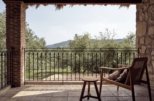 Porto Koukla Apartment | Leedas Deluxe Maisonette - Two Bedrooms