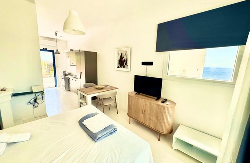 Agios Sostis Apartment | Lefkopetra