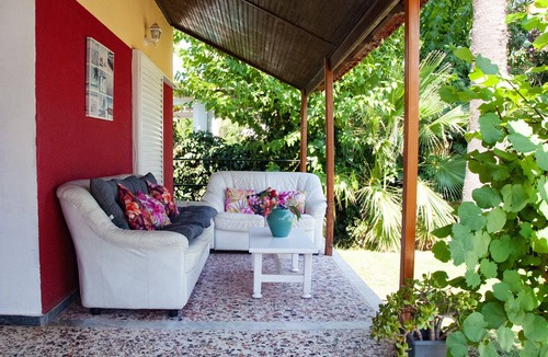 Kavos House | LeMaMi Seafront Bungalows