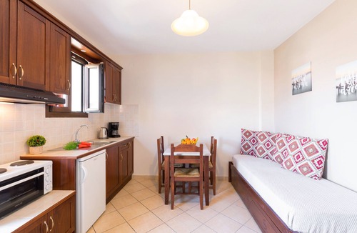 Ipsos Apartment | Lemon Tree Corfu Apartments by Konnect