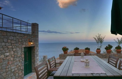 Livadi House | Leonardo da Vinci Villa by Interhome