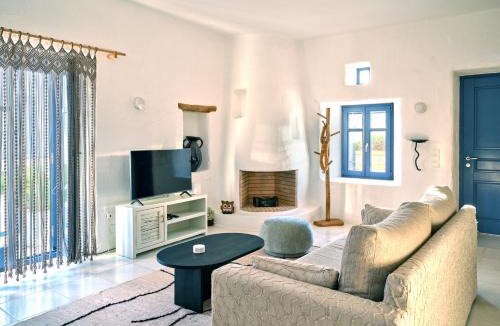 Marpissa Villa | Leticia Villa with pool with amazing sea views, Paros