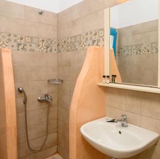 Aegiali Apartment | levante studios 2