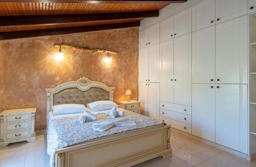 Argostoli House | Liberis Loft Suite