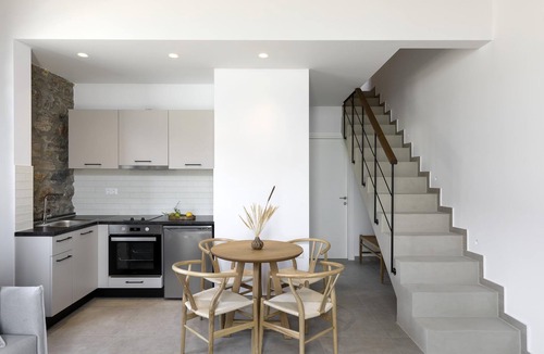 Sourpi Apartment | Lichnos Luxury Maisonette 2