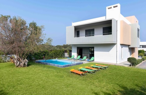Filerimos Villa | Life Time Vacathion steps from Filerimos Hill and 5 min to Ialyssos Beach