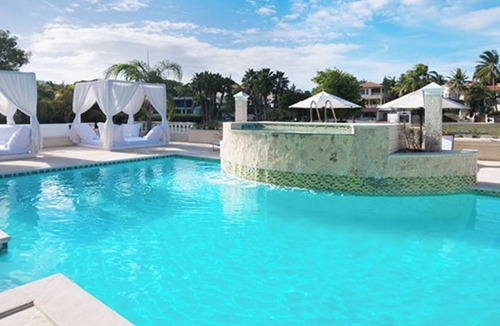 Cofresi Villa | Lifestyle The Crown Villa spectacular alone properties