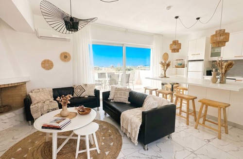 Zipari Villa | Lilu Villa 2 with Private Pool and Seaview