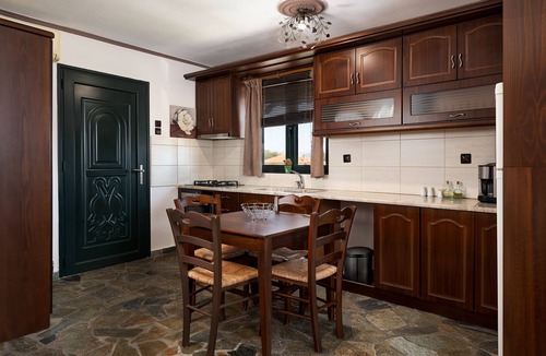 Irakleia House | Limneo
