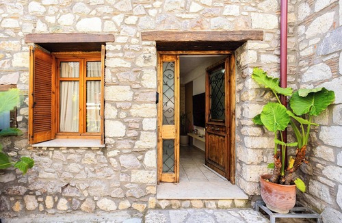 Limni Apartment | Limni Stone Apartments – Seaside Horizon