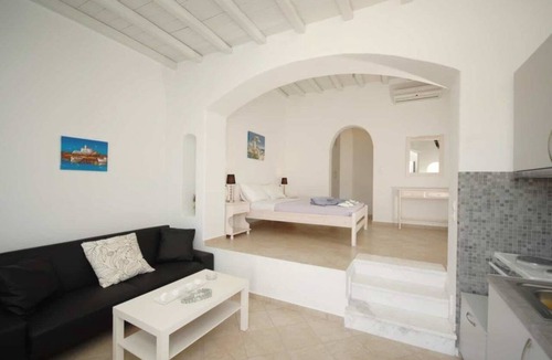 Platis Gialos House | Lino Apartments