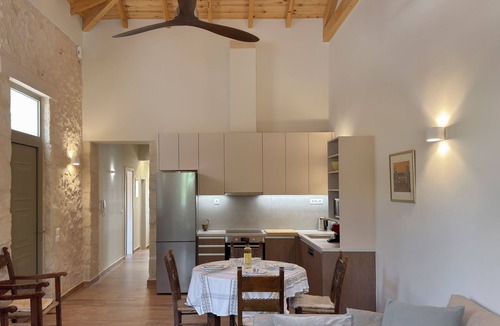 Halepa House | Lithos Residence