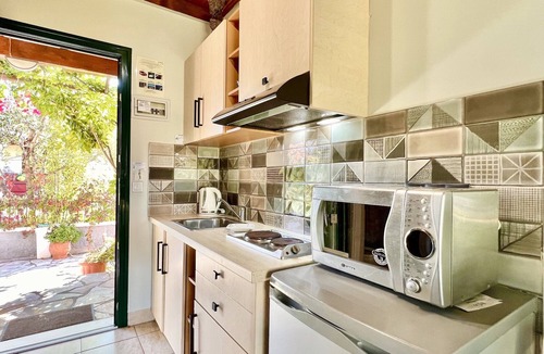 Acharavi Apartment | Litsa Beach Maisonette