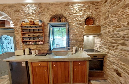 Arnas Villa | Little Switzerland Villa: Mountain View, Private Terrace & Wi-Fi