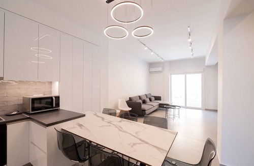 Pangrati Apartment | LIV - Luminous & Spacious Apartment in Pagrati