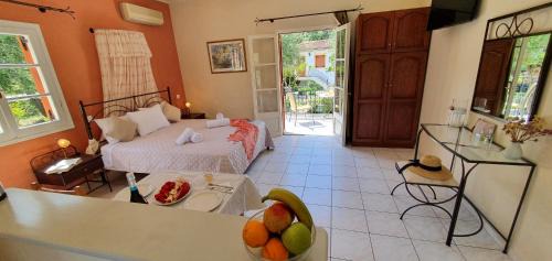 Lakka Apartment | LIvadi Studios with Pool